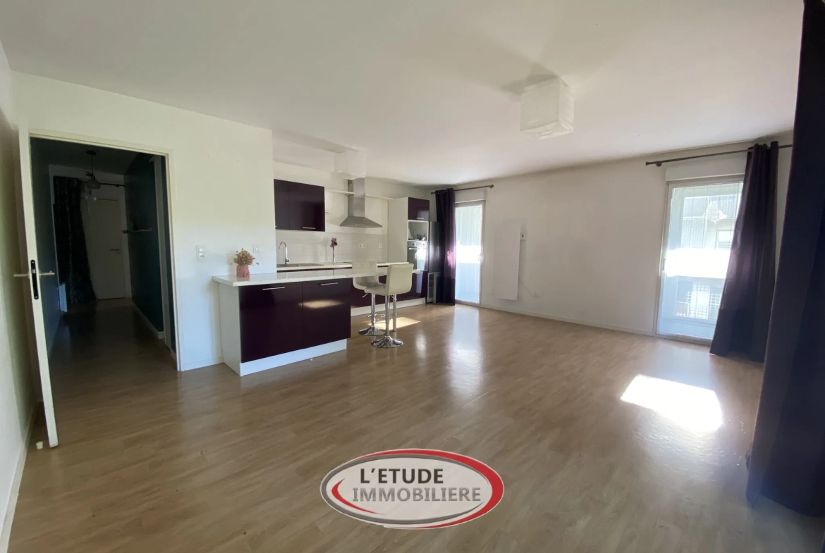 Appartement 3 pièces avec balcons et parking à Nantes Nord 