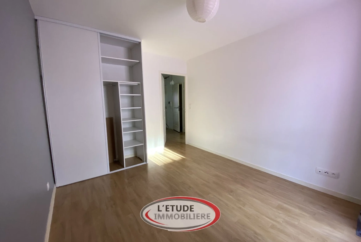 Appartement 3 pièces avec balcons et parking à Nantes Nord 