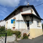 Maison à Roche la Molière avec 3 chambres, garage et terrain de 343 m²