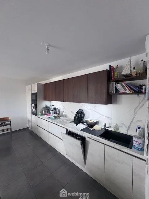 Magnifique appartement T3 avec terrasse et parking à Grabels, résidence sécurisée 