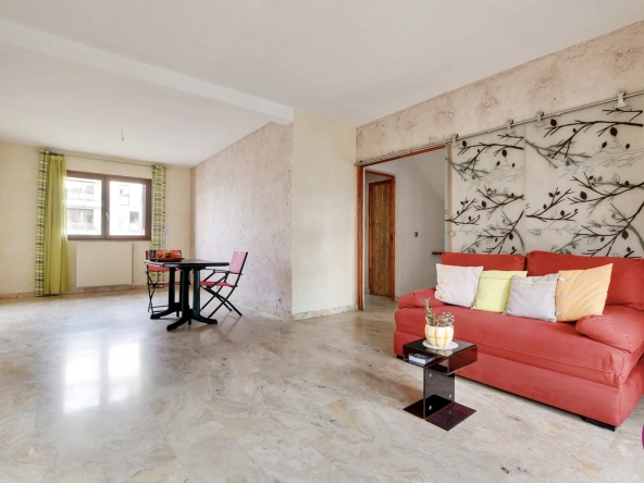 Maison à vendre de 85m² à Draveil avec jardin et parking