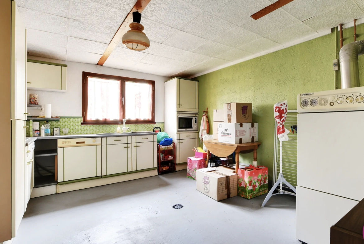 Maison à vendre de 85m² à Draveil avec jardin et parking 