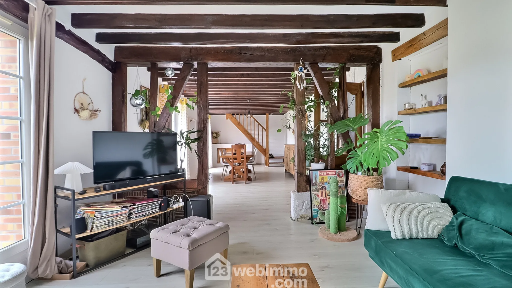 Maison ancienne à vendre à Daubeuf-la-Campagne – 135m² avec jardin et garage 