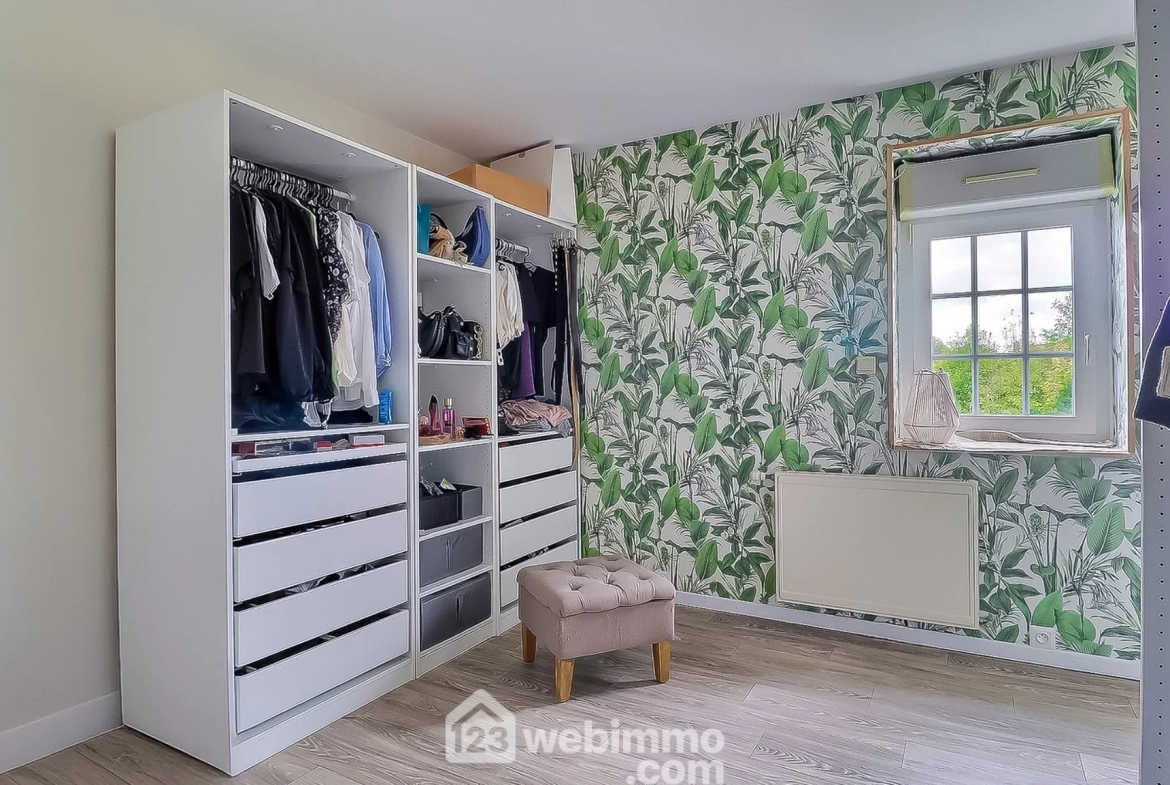 Maison ancienne à vendre à Daubeuf-la-Campagne – 135m² avec jardin et garage 