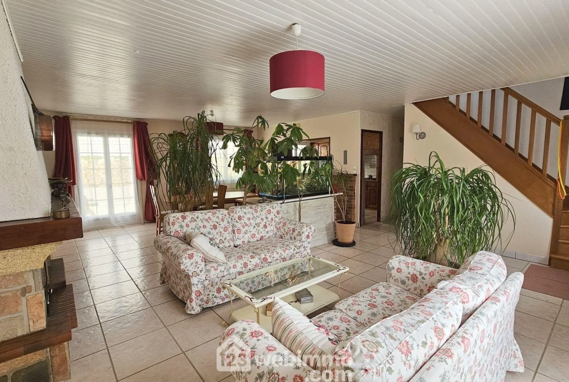 Maison de plain-pied avec jardin et sous-sol aménagé dans le Malesherbois 