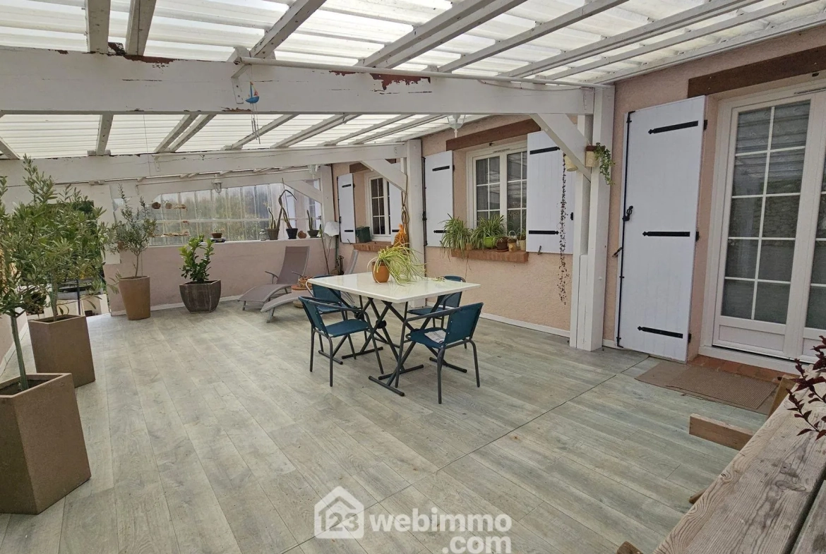 Maison de plain-pied avec jardin et sous-sol aménagé dans le Malesherbois 