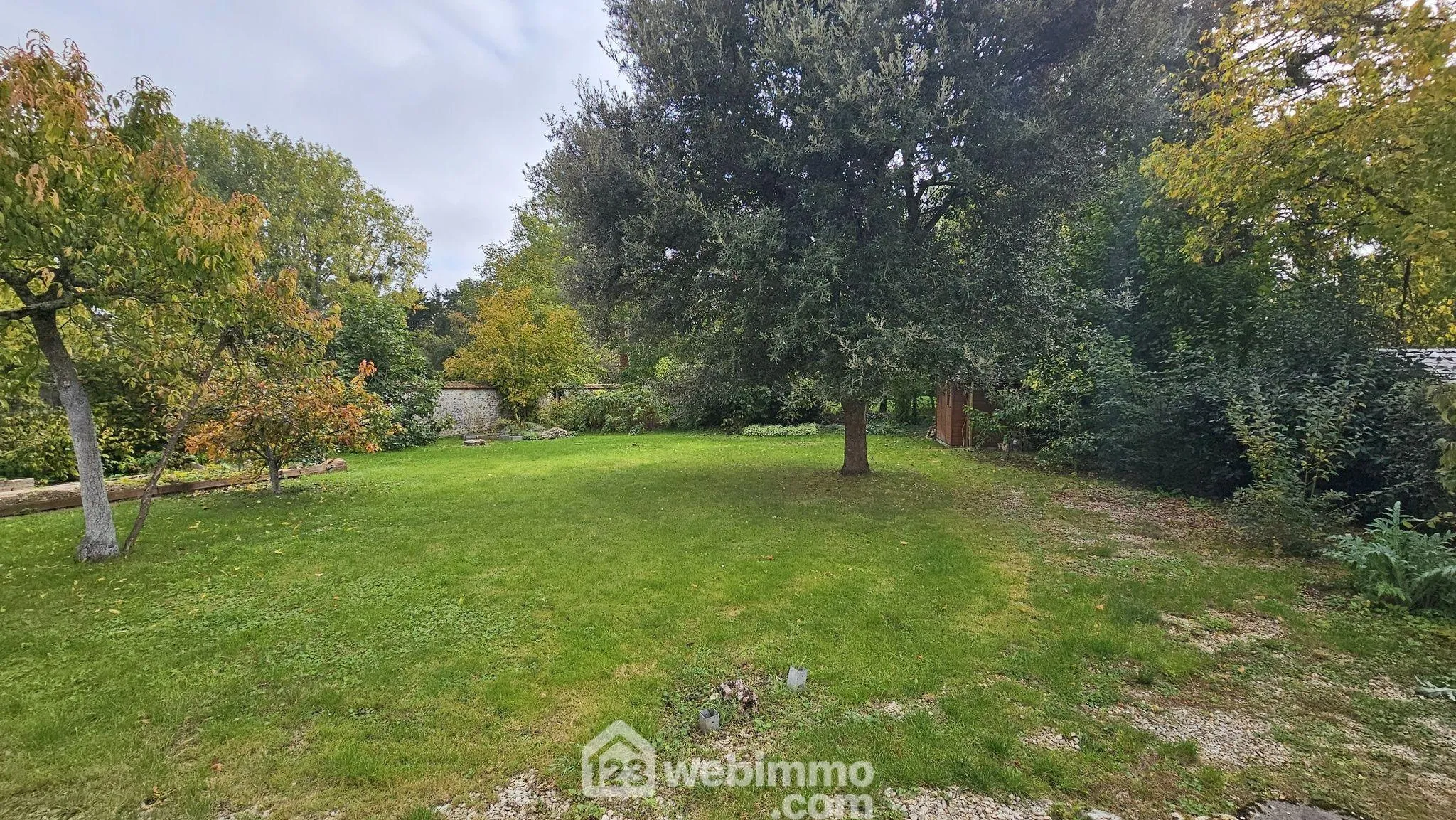 Maison de plain-pied avec jardin et sous-sol aménagé dans le Malesherbois 