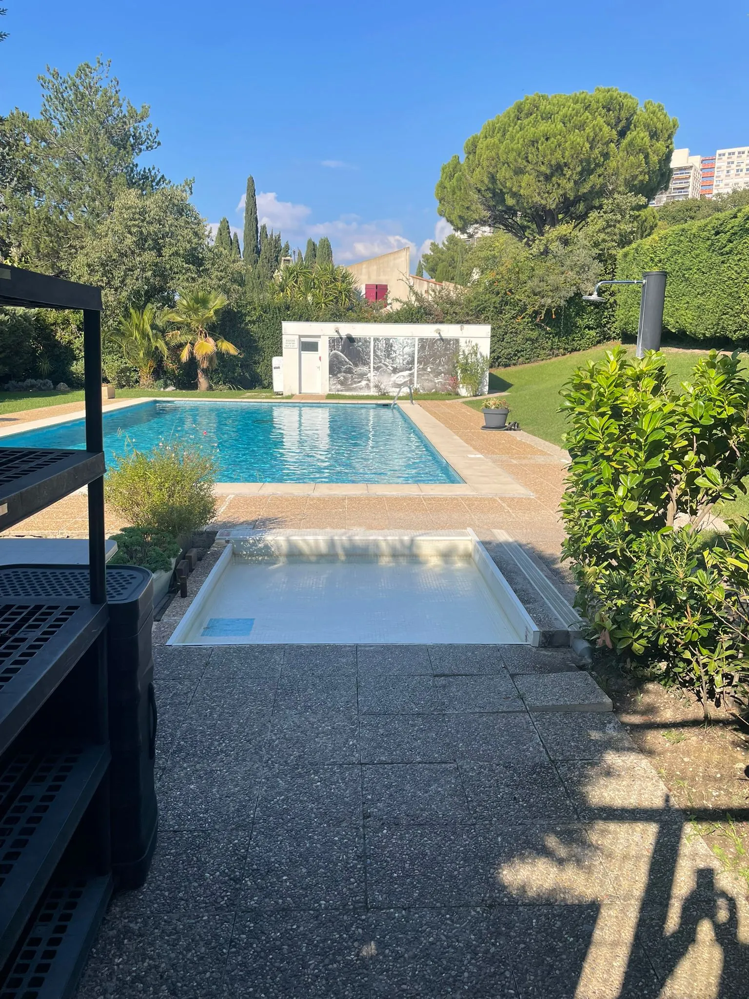 Appartement 3 pièces avec terrasse et piscine à Marseille 