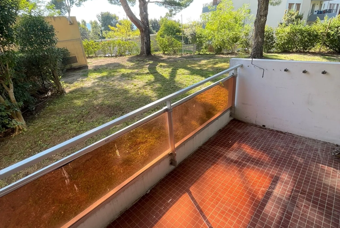 Appartement 3 pièces avec terrasse et piscine à Marseille 