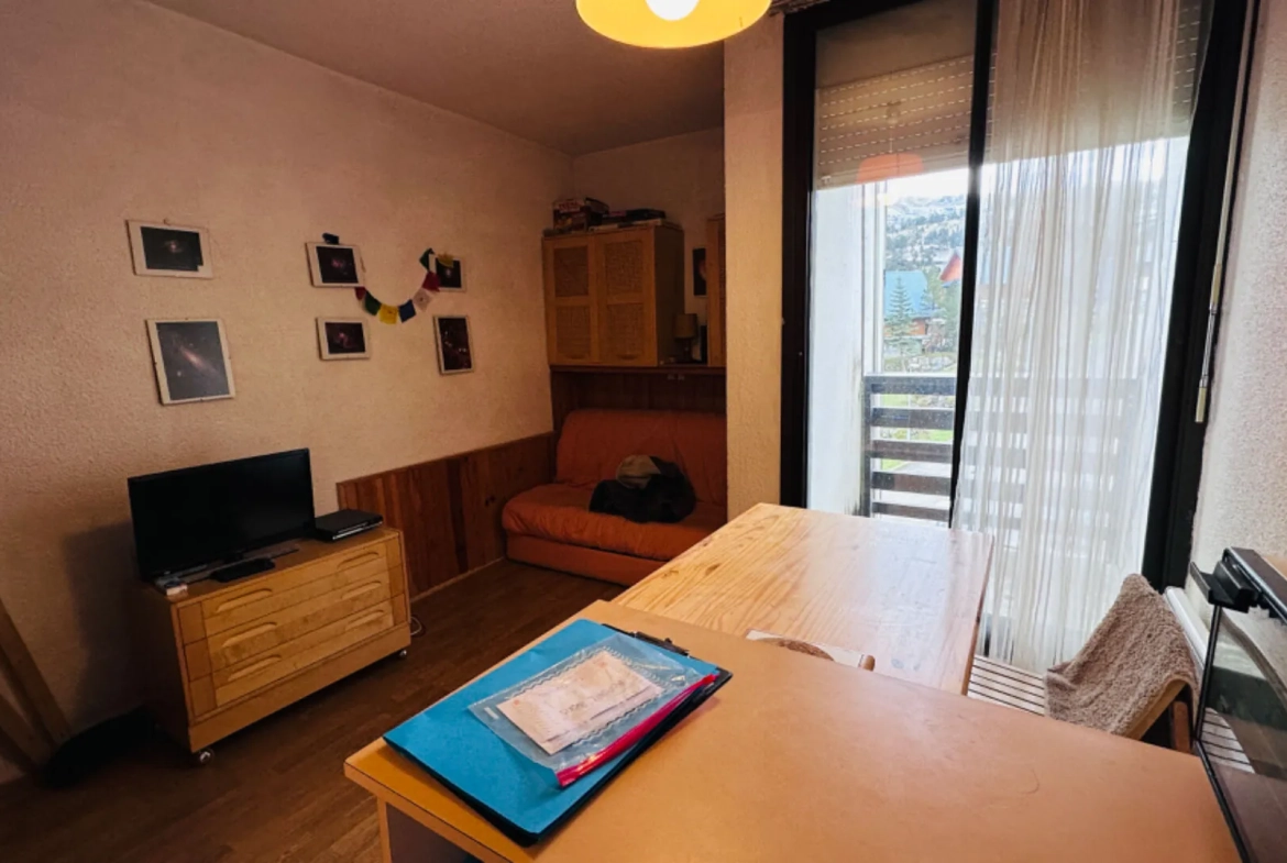 Studio avec balcon, vue montagnes, box fermé à La Pierre-Saint-Martin 