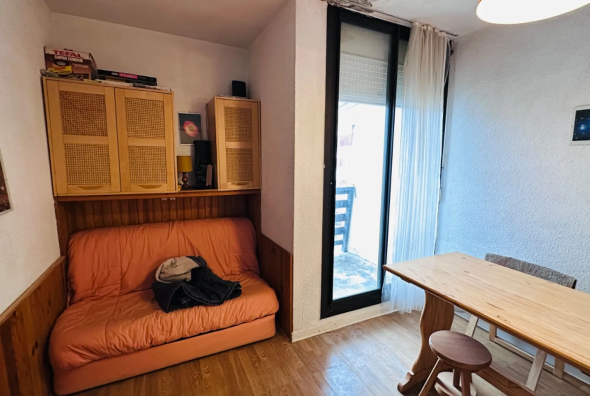 Studio avec balcon, vue montagnes, box fermé à La Pierre-Saint-Martin 