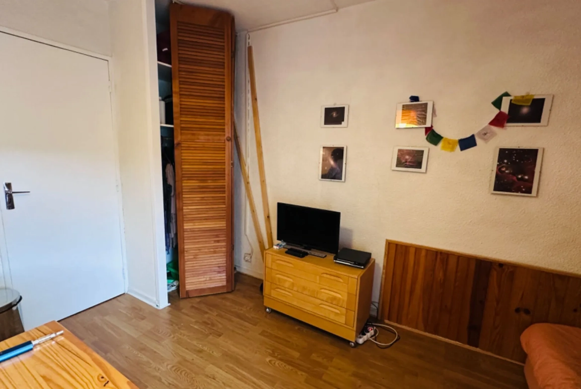 Studio avec balcon, vue montagnes, box fermé à La Pierre-Saint-Martin 
