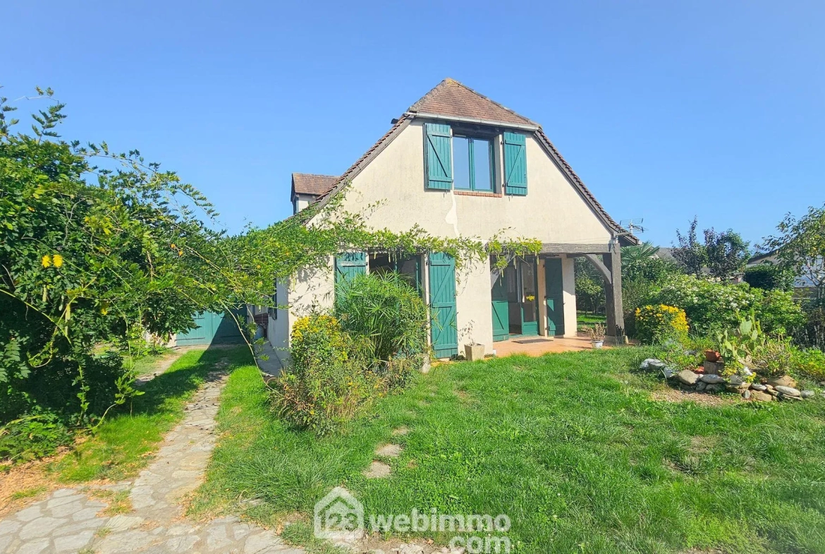 Maison familiale de 150 m² avec grand terrain à Mirepeix proche du lac 