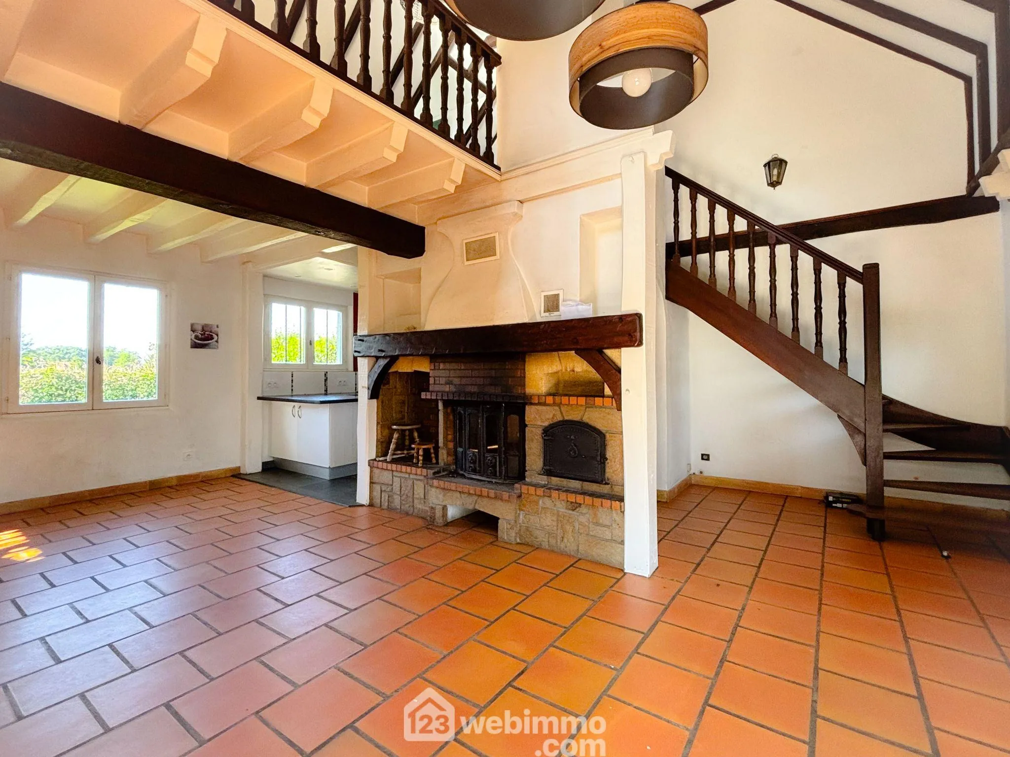 Maison familiale de 150 m² avec grand terrain à Mirepeix proche du lac 