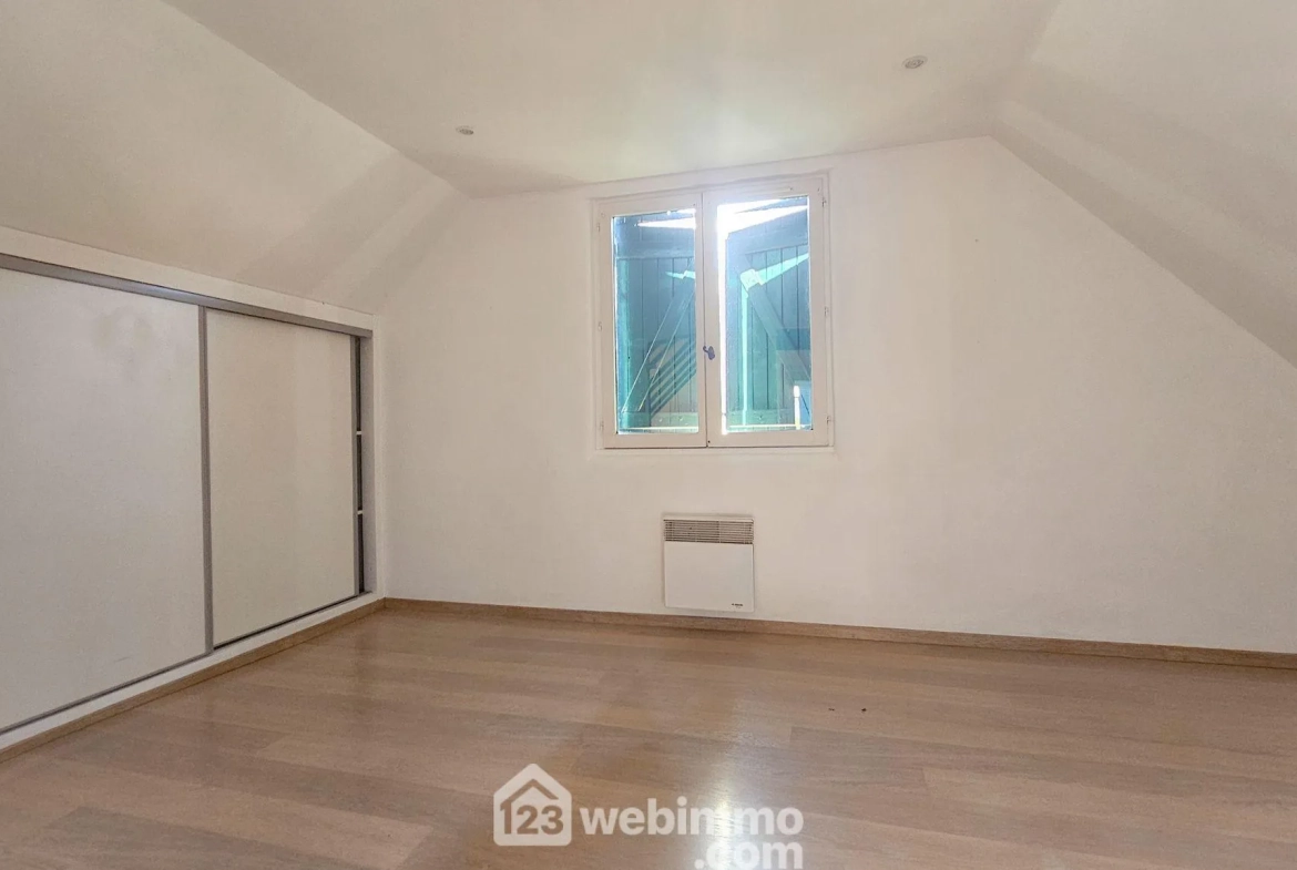 Maison familiale de 150 m² avec grand terrain à Mirepeix proche du lac 