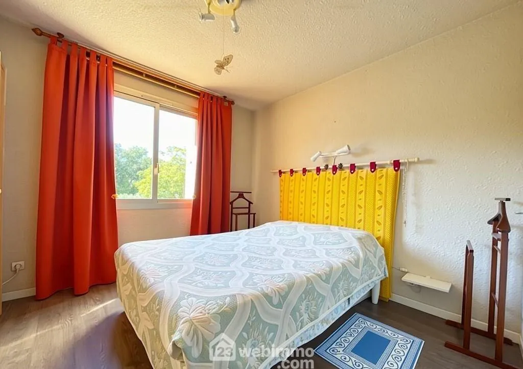 Appartement 2 pièces à Sainte-Maxime avec piscine et loggia – Investissement ou premier achat 