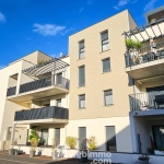 Appartement T2 récent de 43 m² à Mazères-Lezons avec terrasse et parking privé