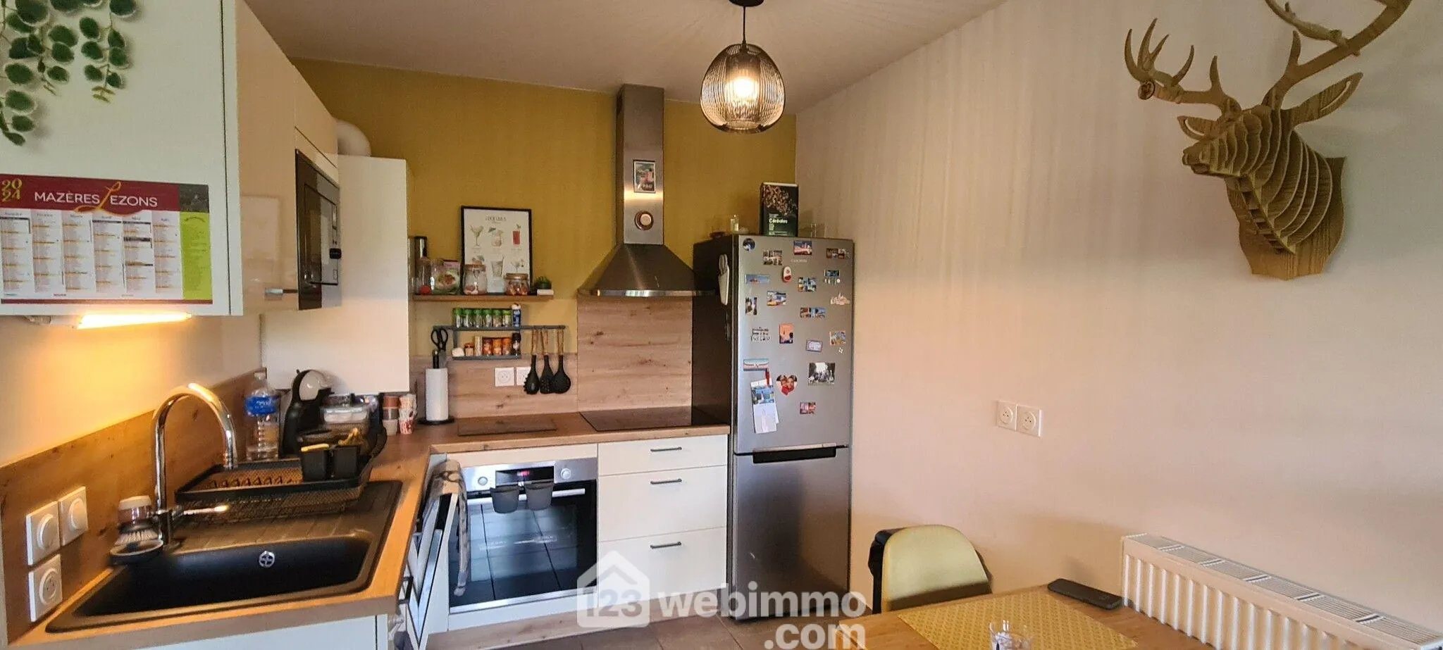 Appartement T2 récent de 43 m² à Mazères-Lezons avec terrasse et parking privé 
