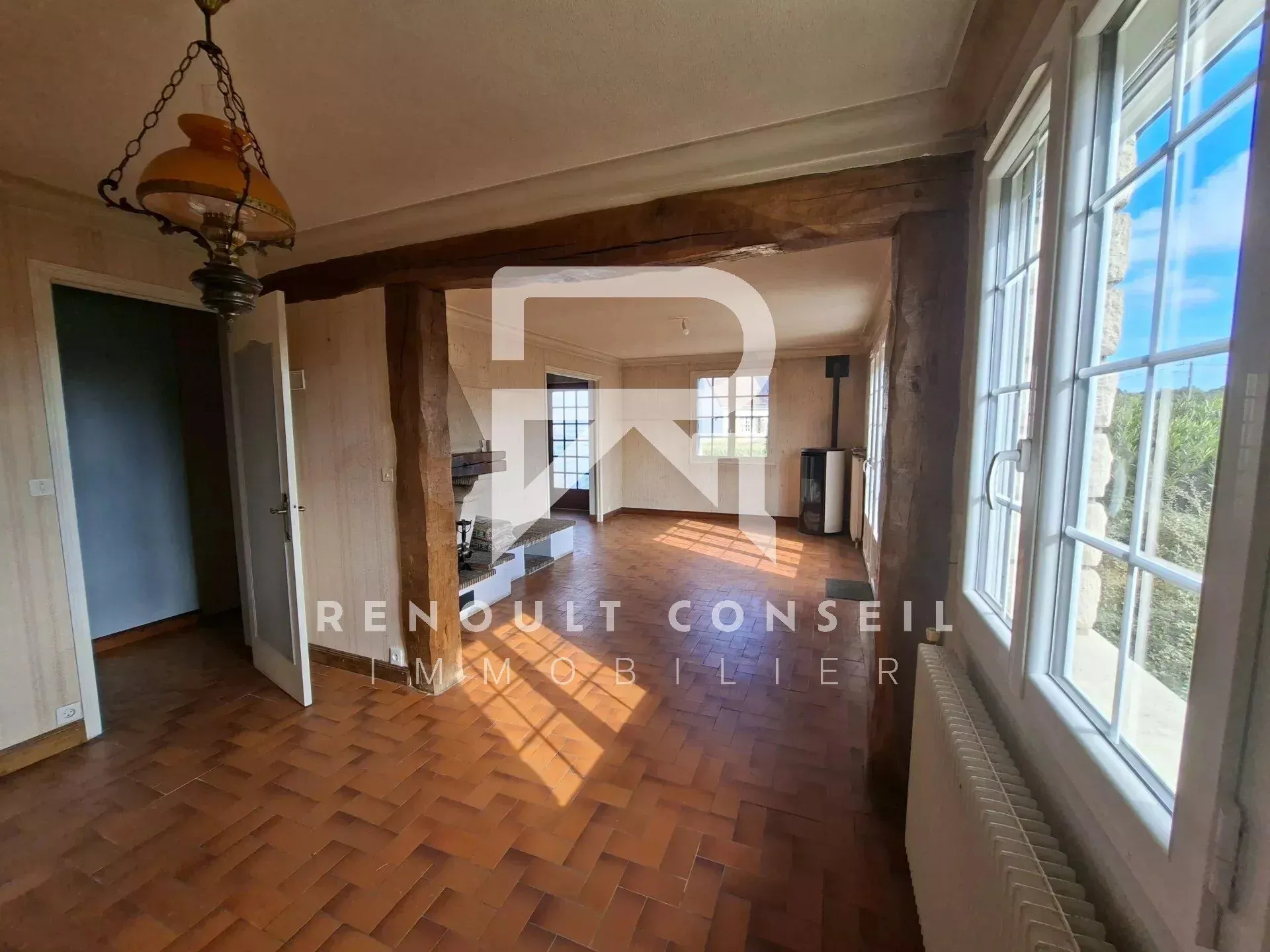 Joli pavillon traditionnel de 132 m² à Beaumont le Roger avec jardin clos 
