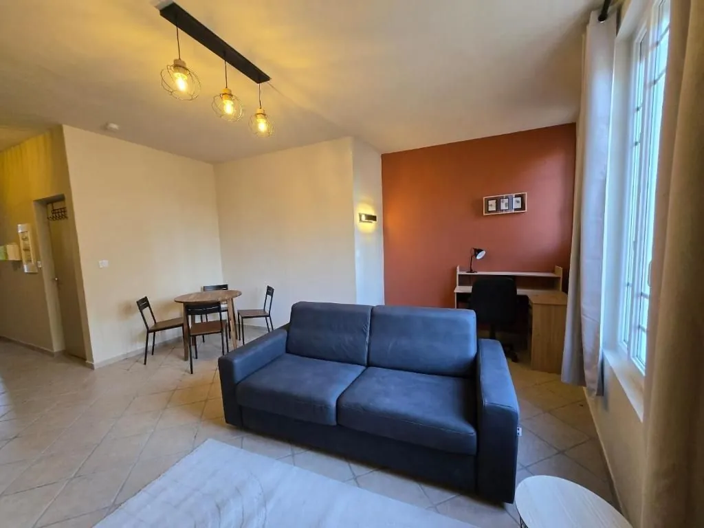 A Vendre : T2 lumineux avec terrasse à Avignon Saint Ruf 