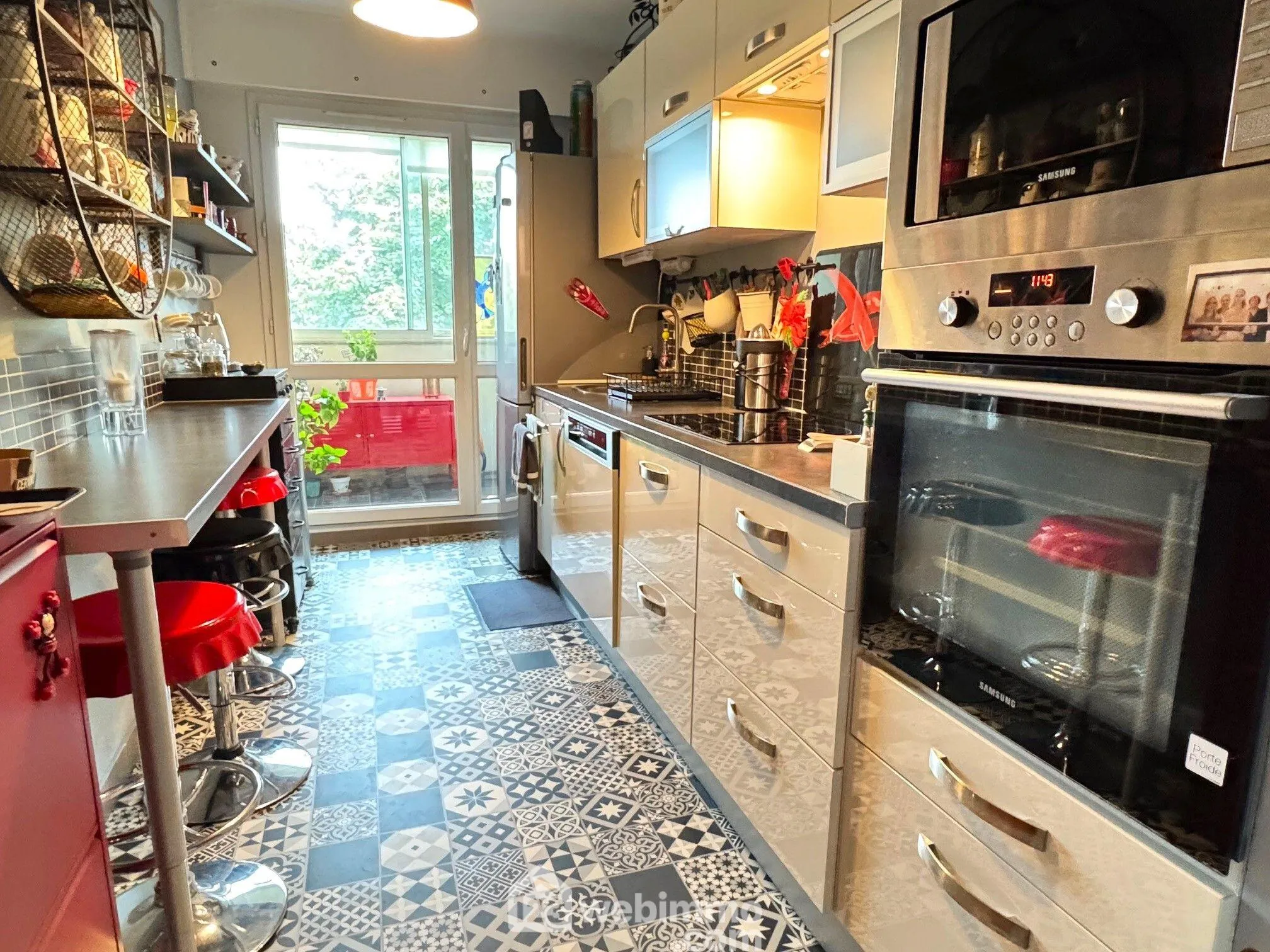 Appartement de 85 m² à Ris-Orangis dans le Domaine de l'Aunette avec loggia et stationnement 