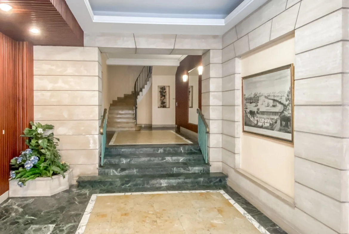 Appartement T2 de 60 m² au cœur de Bayonne avec balcon et cave 