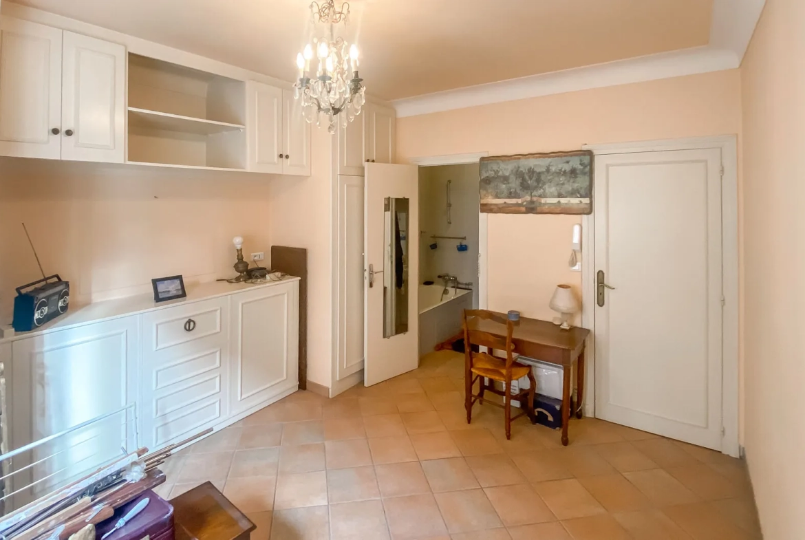 Appartement T2 de 60 m² au cœur de Bayonne avec balcon et cave 