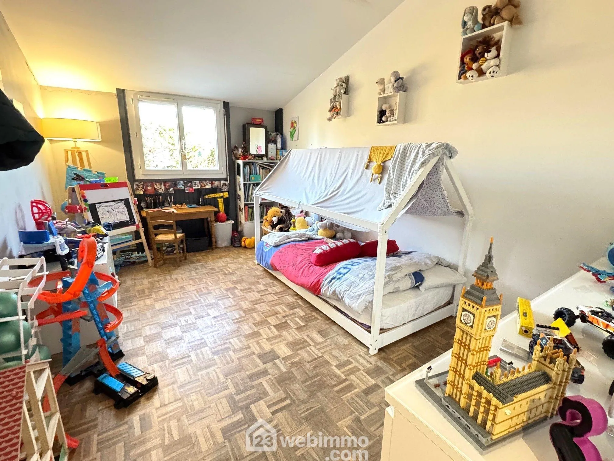 Maison familiale de 110 m² à Bondoufle, proche écoles et transports 