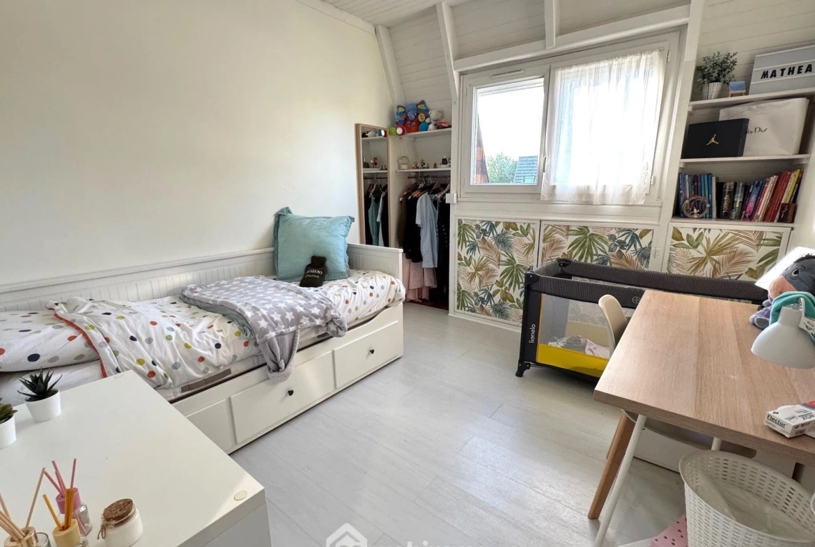 Maison familiale de 110 m² à Bondoufle, proche écoles et transports 