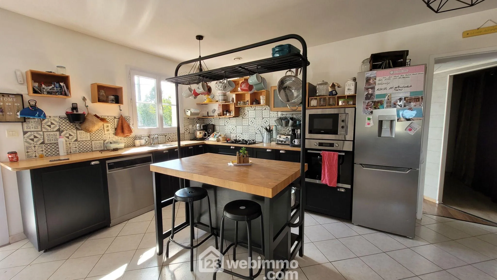 Maison avec piscine à La Jonchère de 123m², terrain 800m², à vendre 