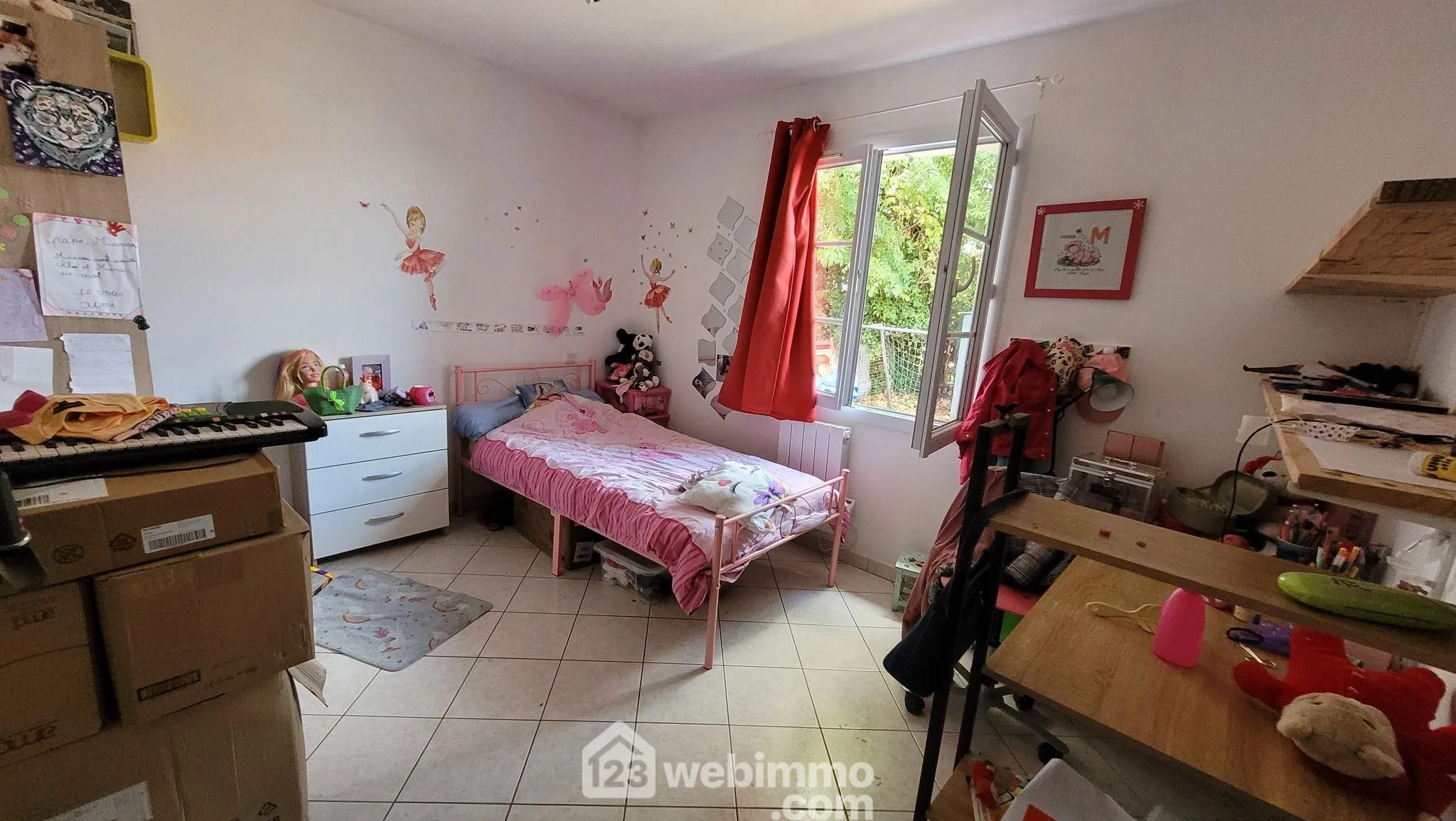 Maison avec piscine à La Jonchère de 123m², terrain 800m², à vendre 