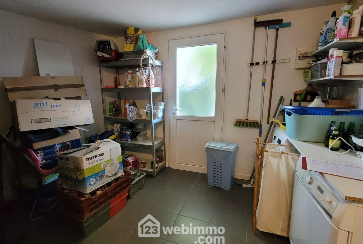 Maison avec piscine à La Jonchère de 123m², terrain 800m², à vendre 