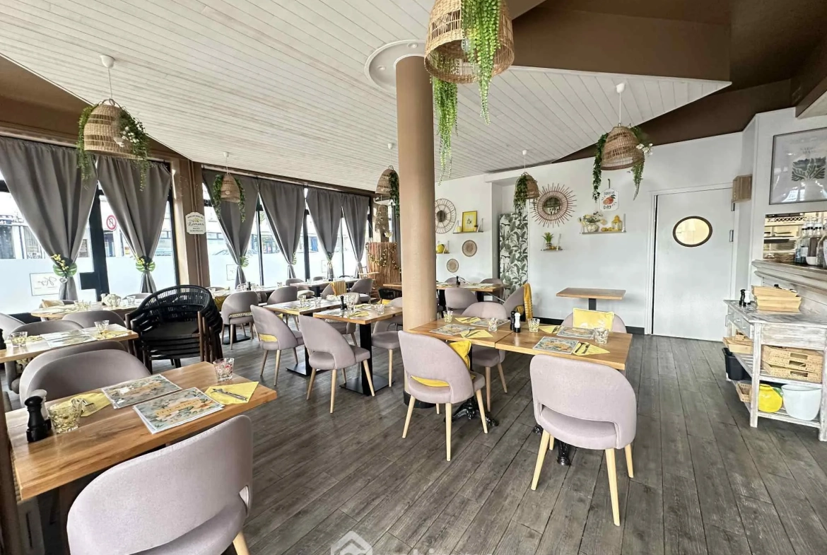 Fonds de commerce restaurant à Laon 114 m² with terrasse et clientèle fidèle 