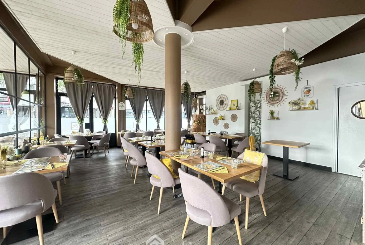 Fonds de commerce restaurant à Laon 114 m² with terrasse et clientèle fidèle 
