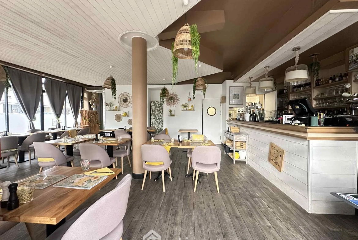 Fonds de commerce restaurant à Laon 114 m² with terrasse et clientèle fidèle 