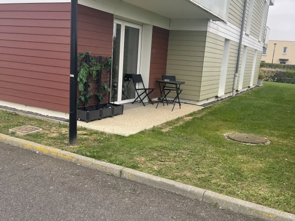 Appartement à vendre à Biéville-Beuville, 52 m² avec terrasse et parking