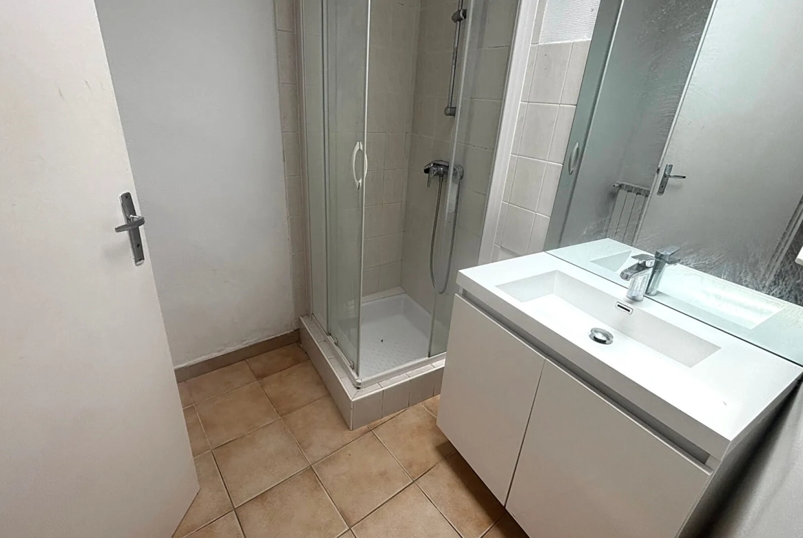 Appartement duplex de 78 m² avec terrasse à Boucau, idéal investissement 