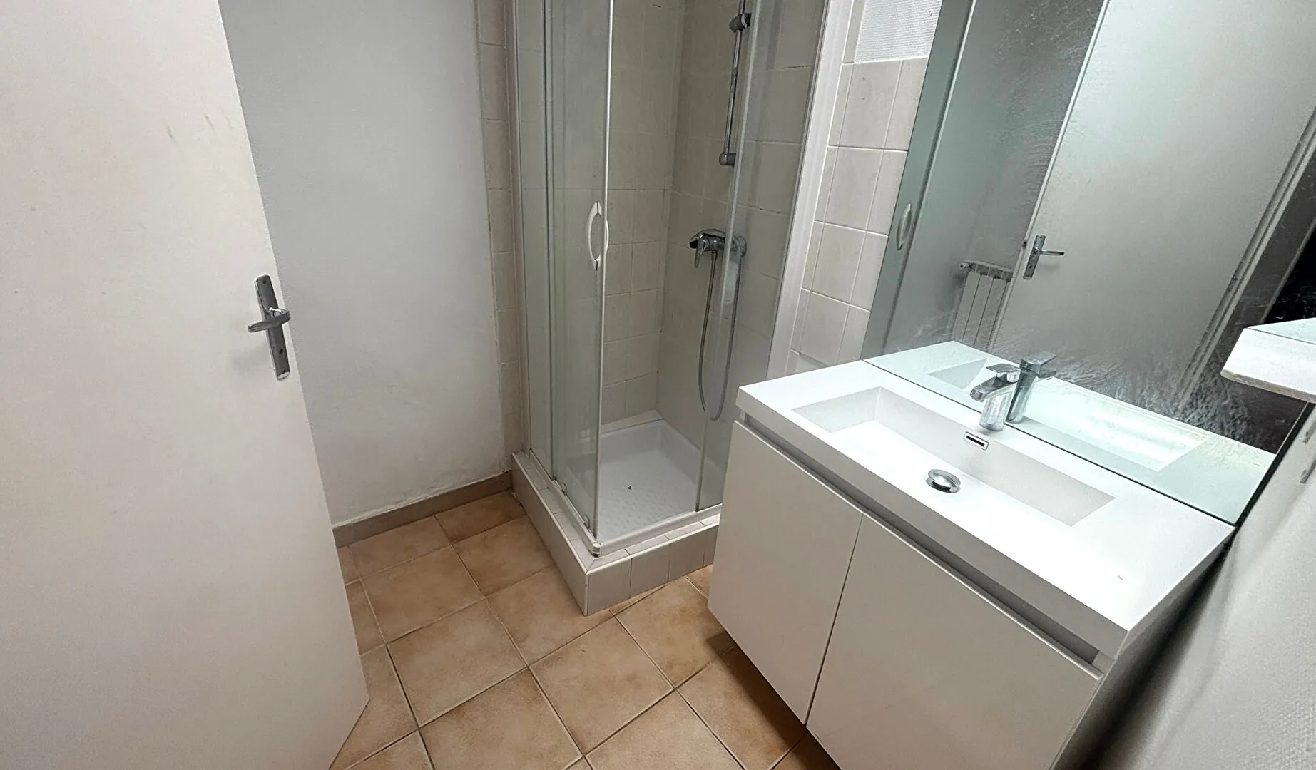 Appartement duplex de 78 m² avec terrasse à Boucau, idéal investissement 