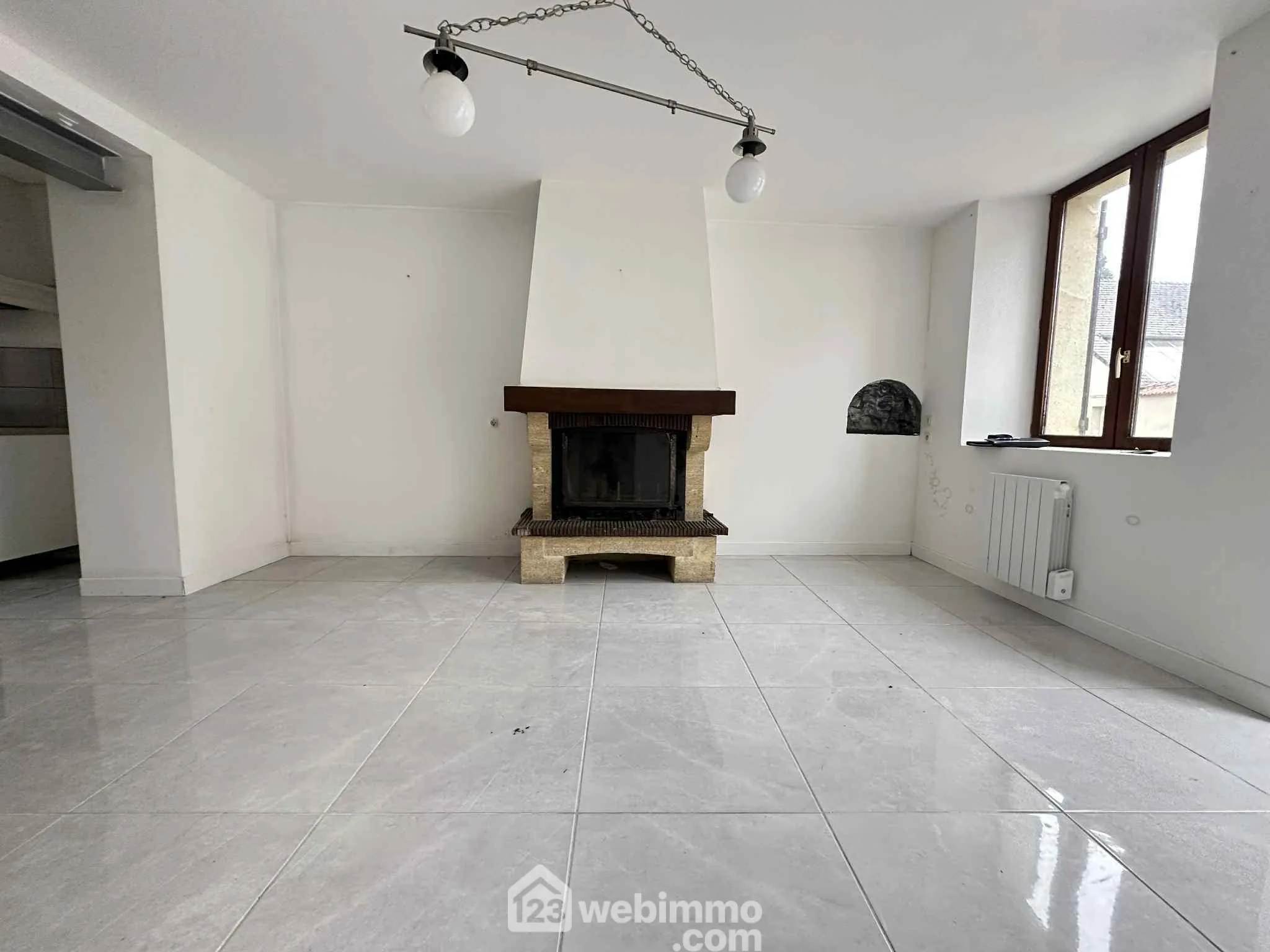 Charmante maison de ville de 85 m² avec garage et jardin à Sissonne 