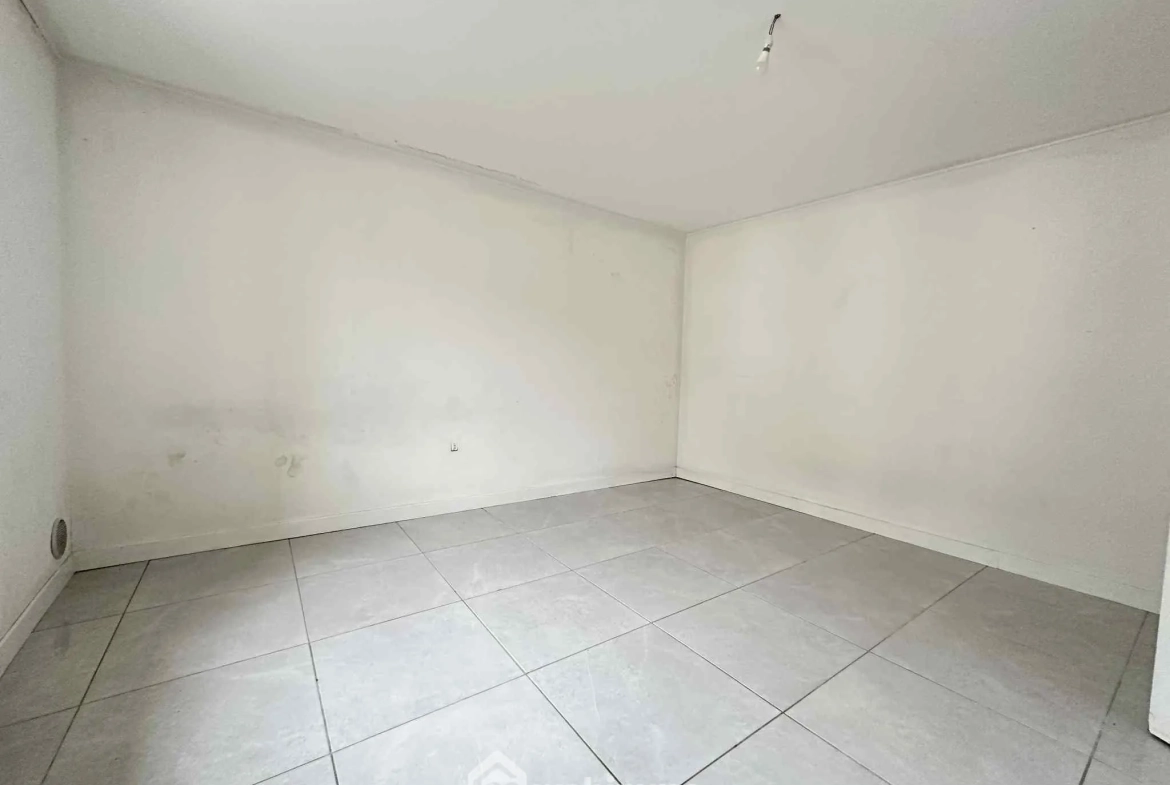 Charmante maison de ville de 85 m² avec garage et jardin à Sissonne 