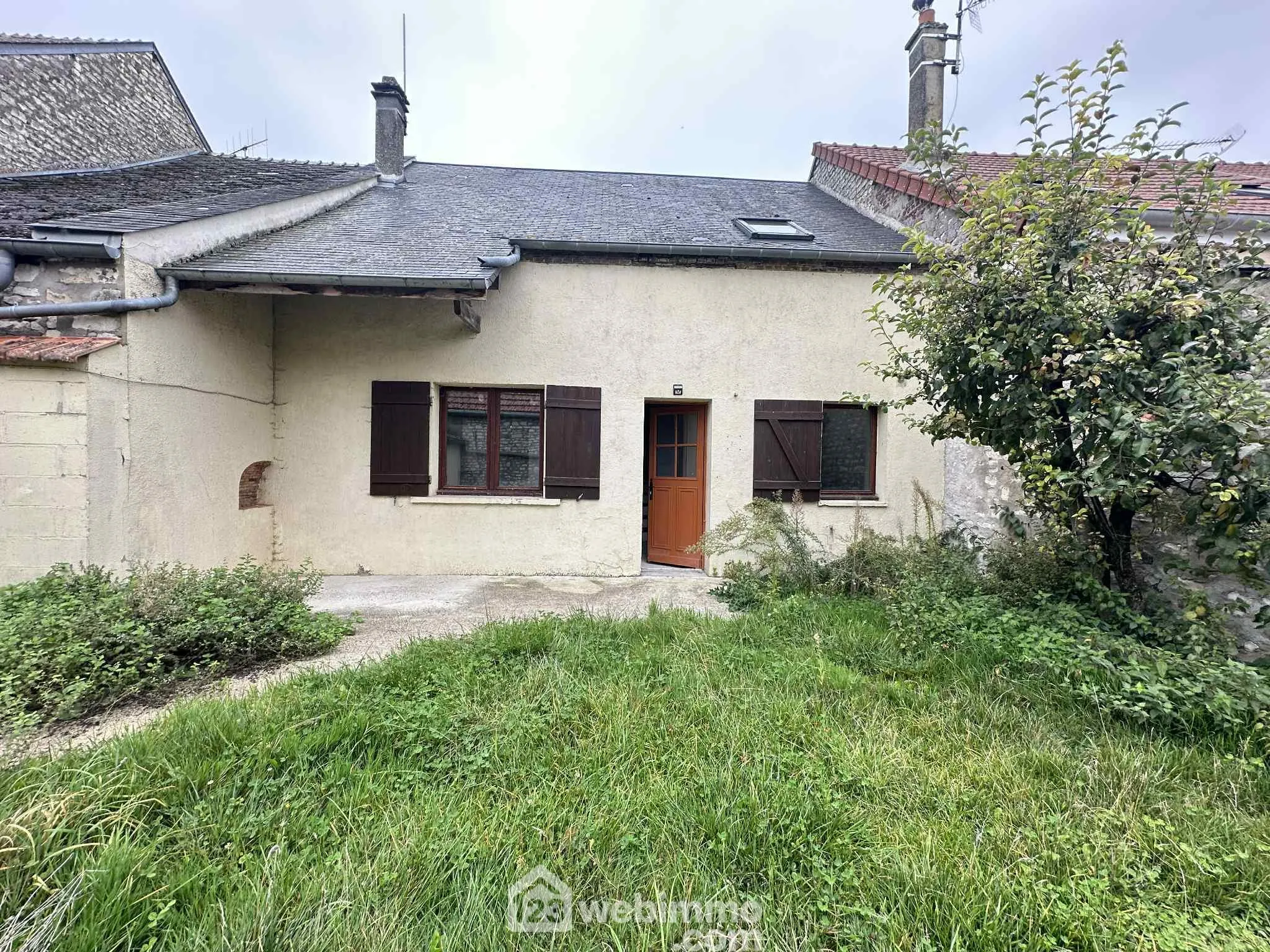 Charmante maison de ville de 85 m² avec garage et jardin à Sissonne 