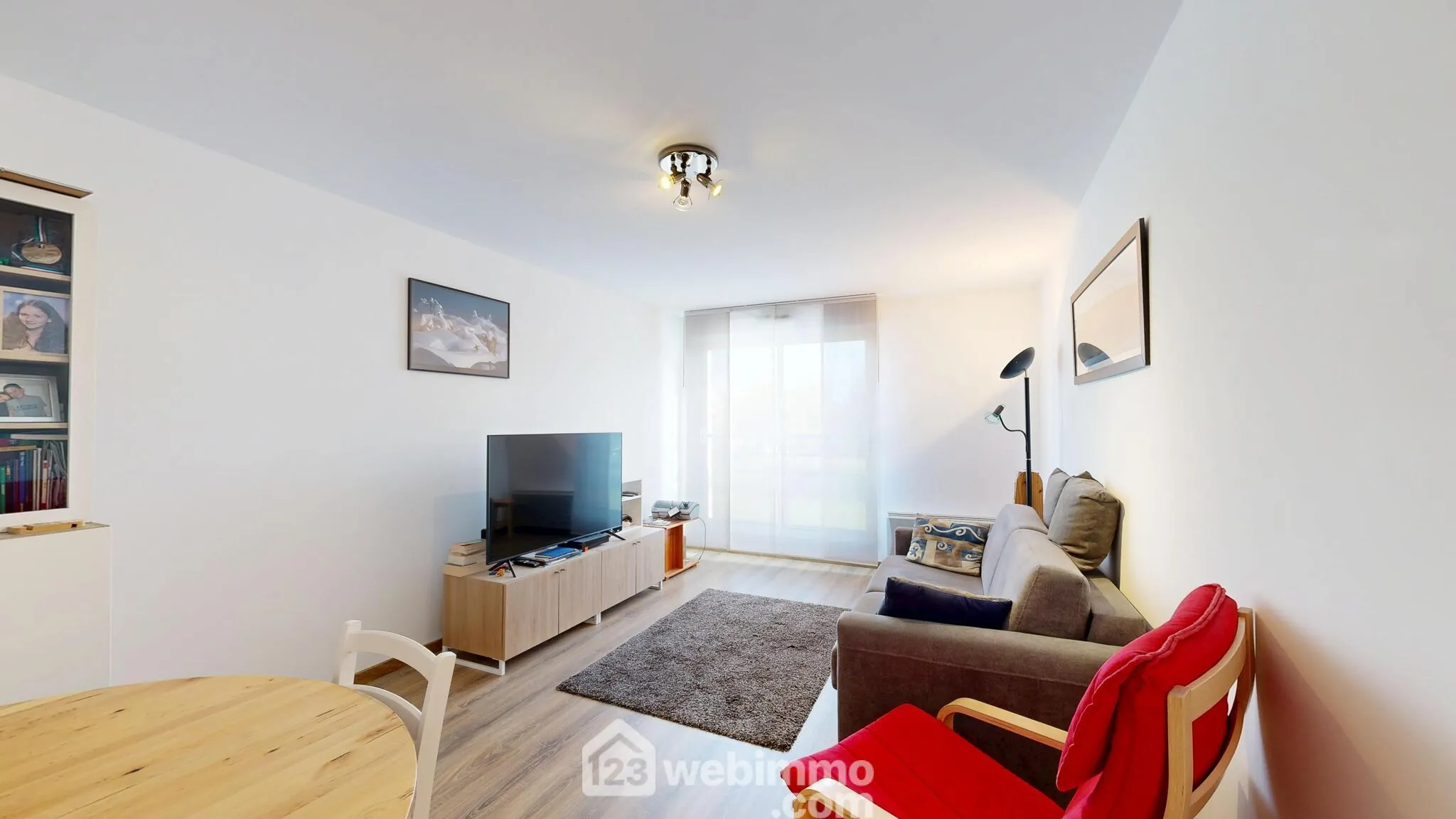 À vendre appartement 3 pièces de 65 m² à Compiègne, résidence sécurisée avec parking 