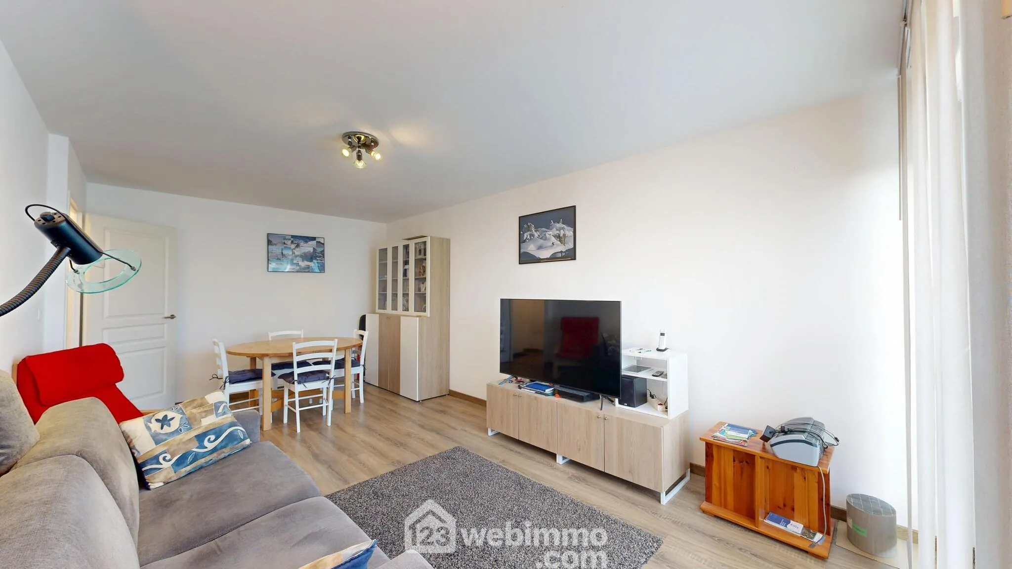 À vendre appartement 3 pièces de 65 m² à Compiègne, résidence sécurisée avec parking 