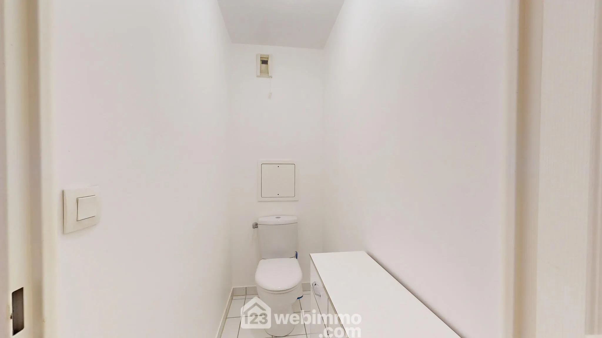 À vendre appartement 3 pièces de 65 m² à Compiègne, résidence sécurisée avec parking 