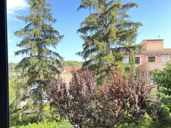 Achat Part de maison rénovée à Apt - 75m² + garage de 55m², calme et modernité