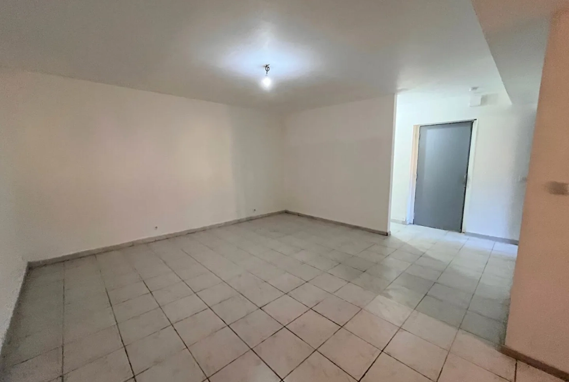 Achat Part de maison rénovée à Apt - 75m² + garage de 55m², calme et modernité 