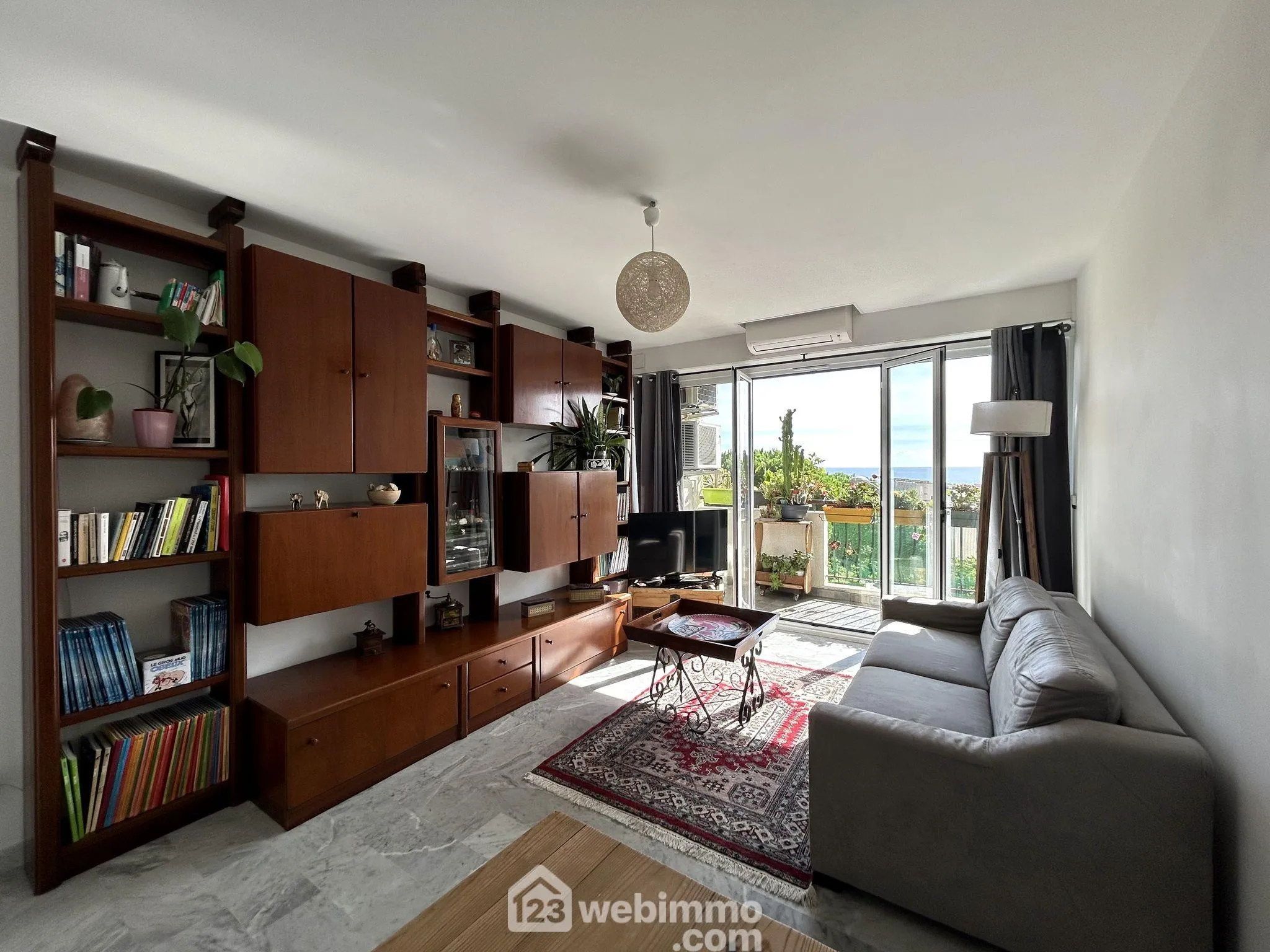 A vendre Appartement T3 lumineux de 63,50 m² à Bastia Sud avec terrasse et parking 