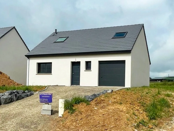 Maison à vendre à Croixrault - 3 chambres, neuf, 84 m²