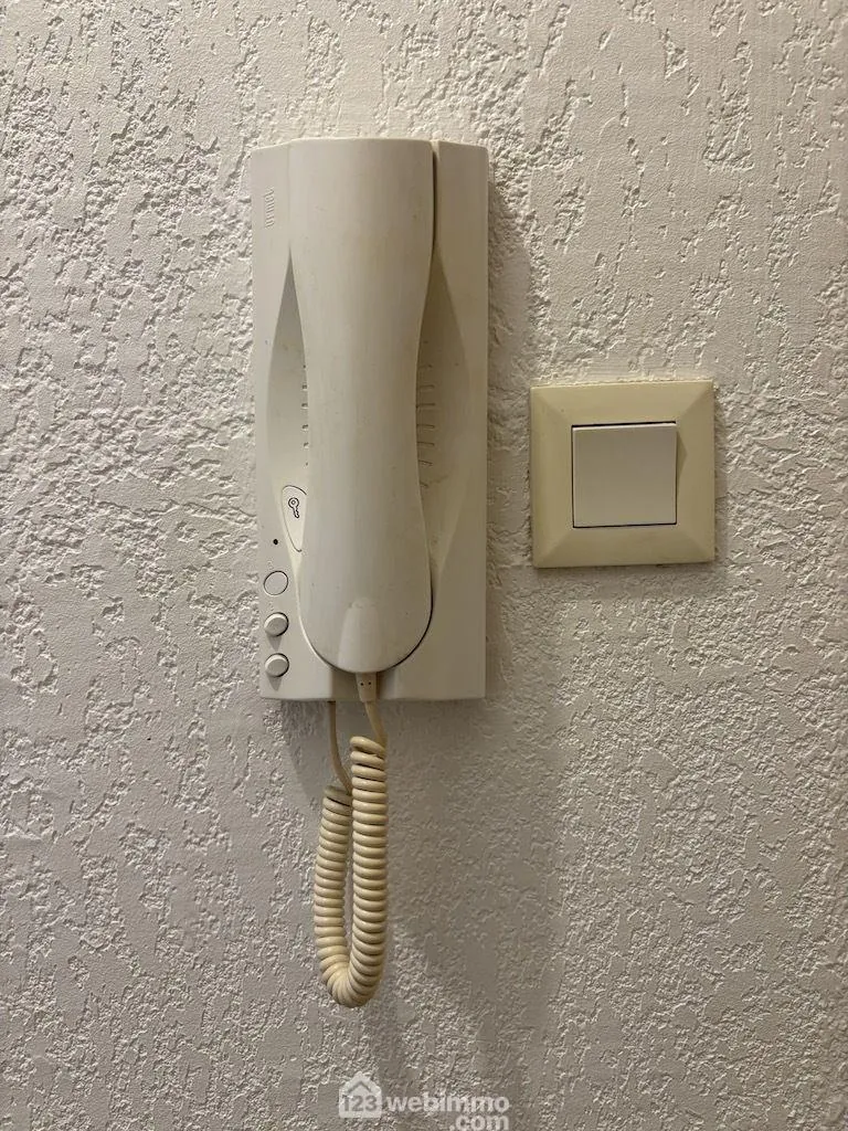 Appartement 2 pièces de 36m² à Poitiers avec loggia et parking 