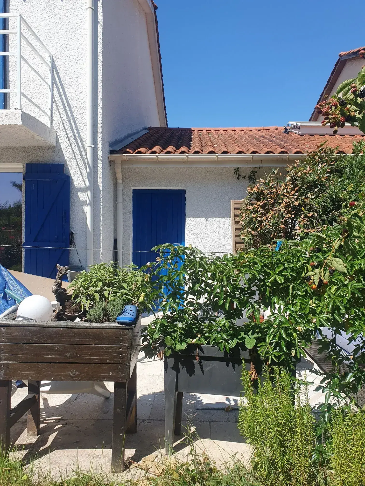 Maison familiale de 4 pièces avec jardin à Saint-Fons dans secteur résidentiel 